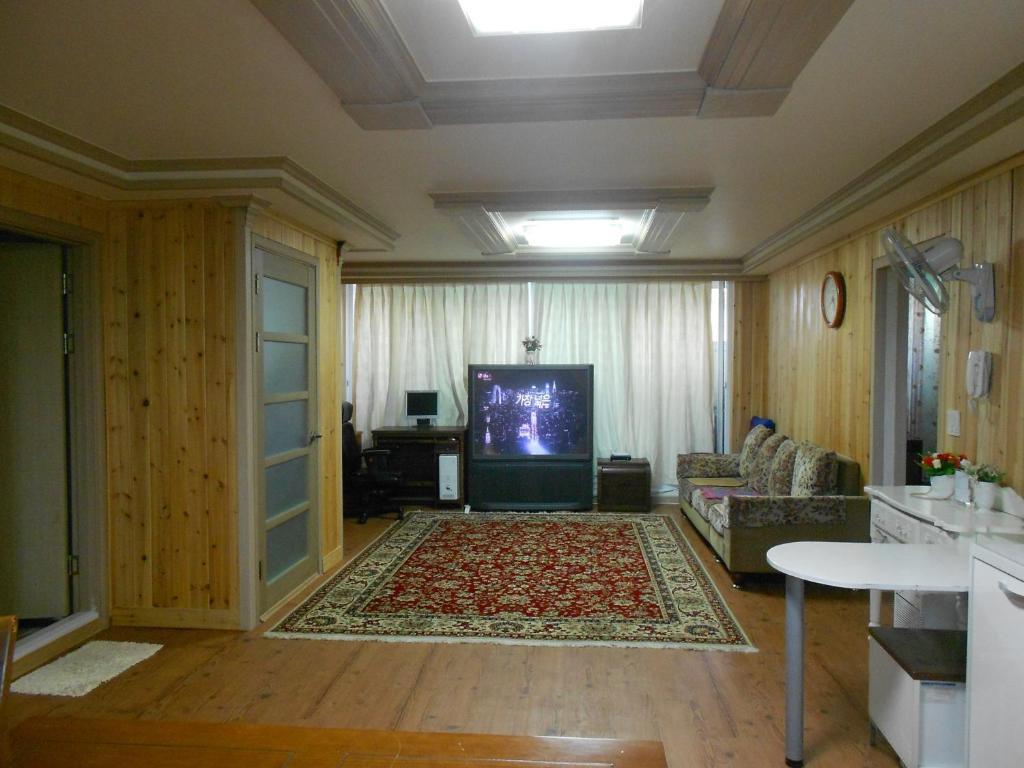 Elvis Bnb Incheon Exterior foto